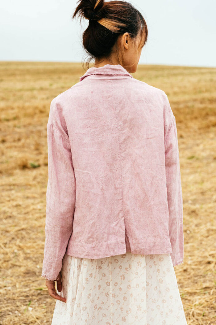 model wearing big stan jacket sula Linen jacket with raw edges