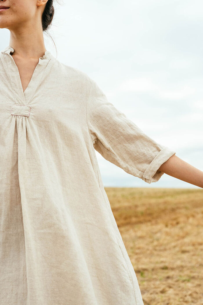 model wearing dewey dress sula A-line linen dress