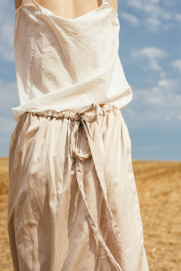 model wearing plain top sula Light cotton camisole