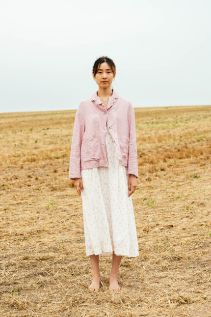 model wearing big stan jacket sula Linen jacket with raw edges