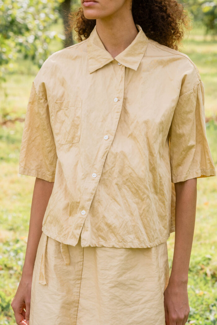 model wearing clean shirt belice