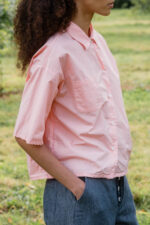 model wearing clean shirt cotton poplin