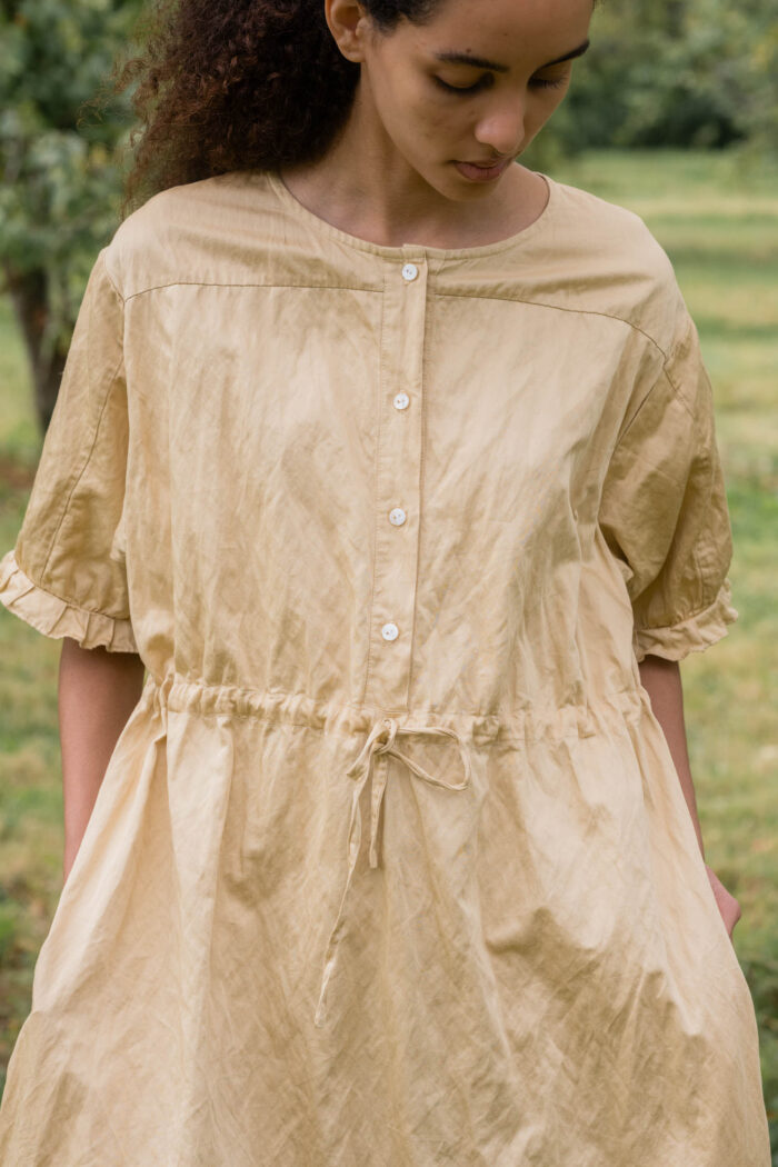 model wearing comfy yoke dress belice sula shirt waist dress