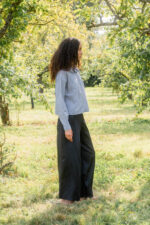 model wearing puckered collar shirt tiny check