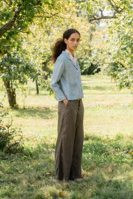 model wearing stanly jacket linen sula linen tiny blazer