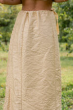 close up idle skirt belice