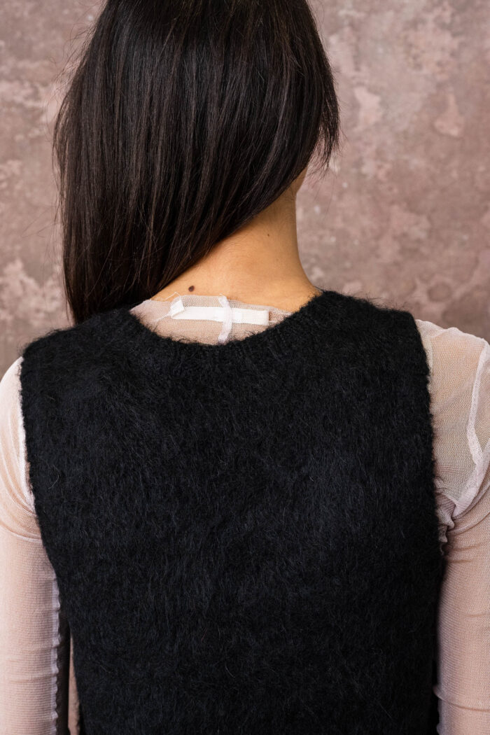 fluffy alpaca flower vest - Image 5
